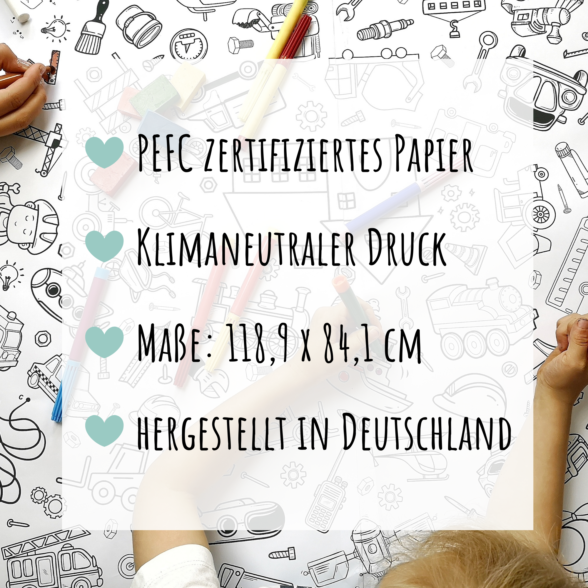 Zwei Kinder malen auf einem großen weißen Blatt Papier, das mit verschiedenen Schwarz-Weiß-Zeichnungen bedruckt ist. Der überlagerte Text in Deutsch lautet: „PEFC zertifiziertes Papier, Klimaneutraler Druck, Maße: 118,9 x 84,1 cm, hergestellt in Deutschland.“ Diese malmichbunte Ausmal-Tischdecke aus Papier mit dem Motiv Meerjungfrau ist ideal für leichtes Basteln mit Kindern!