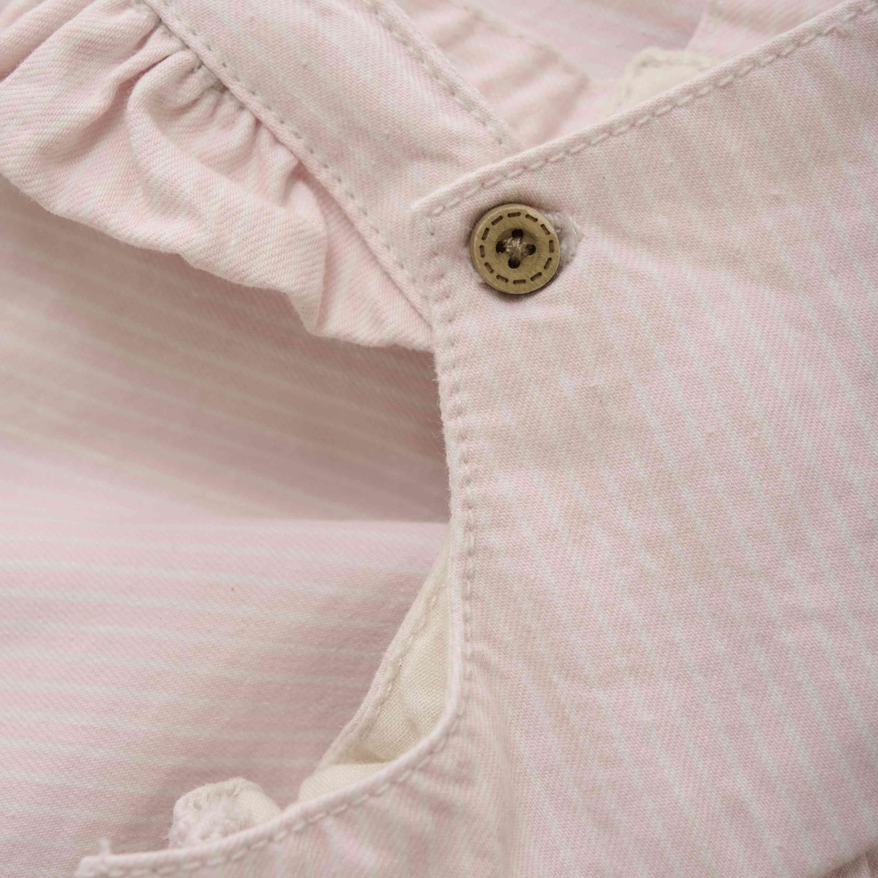 Rosa Overall-Kleid mit Rüschen - nila kids