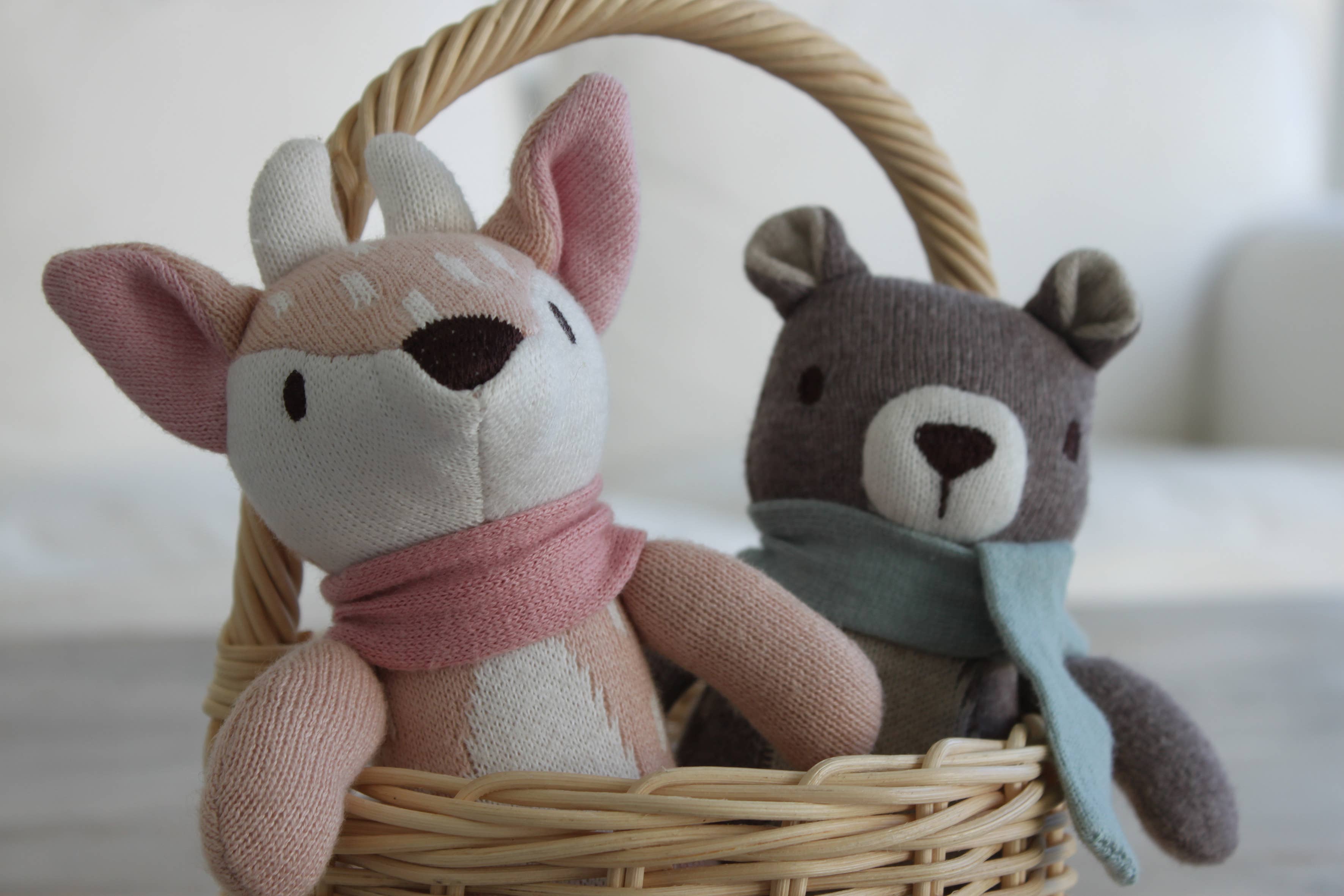 Fearne the Deer Strickspielzeug - nila kids